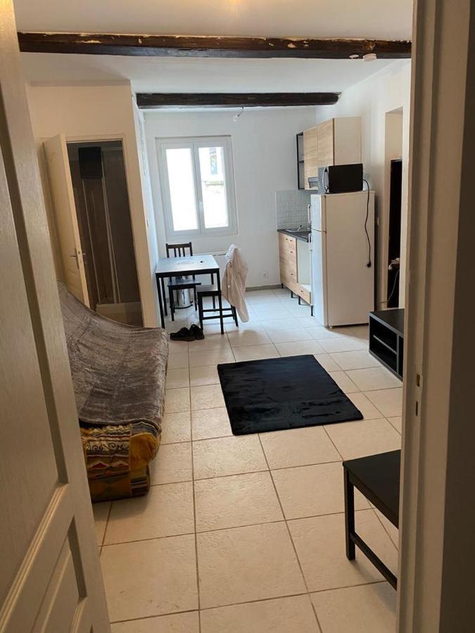 Petit Appartement Calme En Plein Centre Du Village De Ribiers Kültér fotó